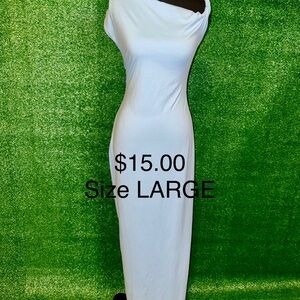 Elegant White Maxi Dress